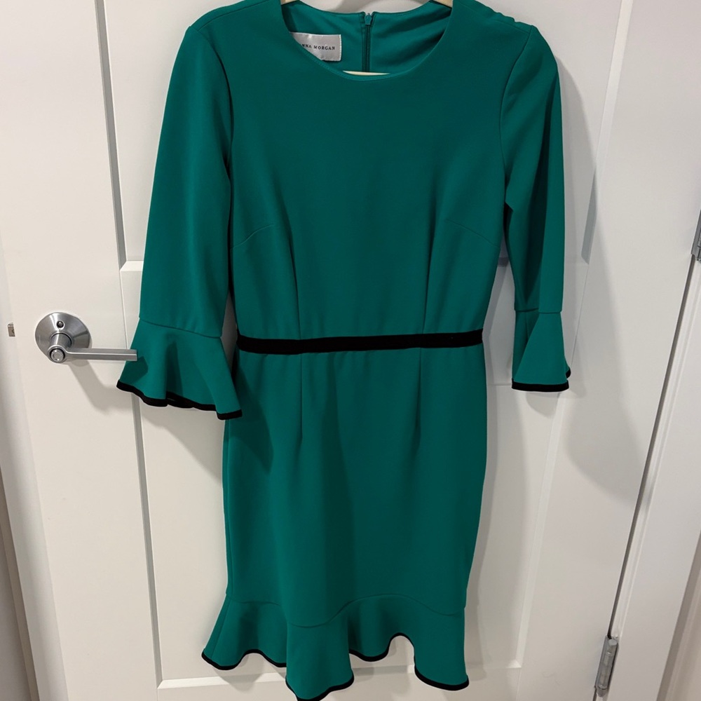 Donna Morgan Green Ruffle Hem Dress